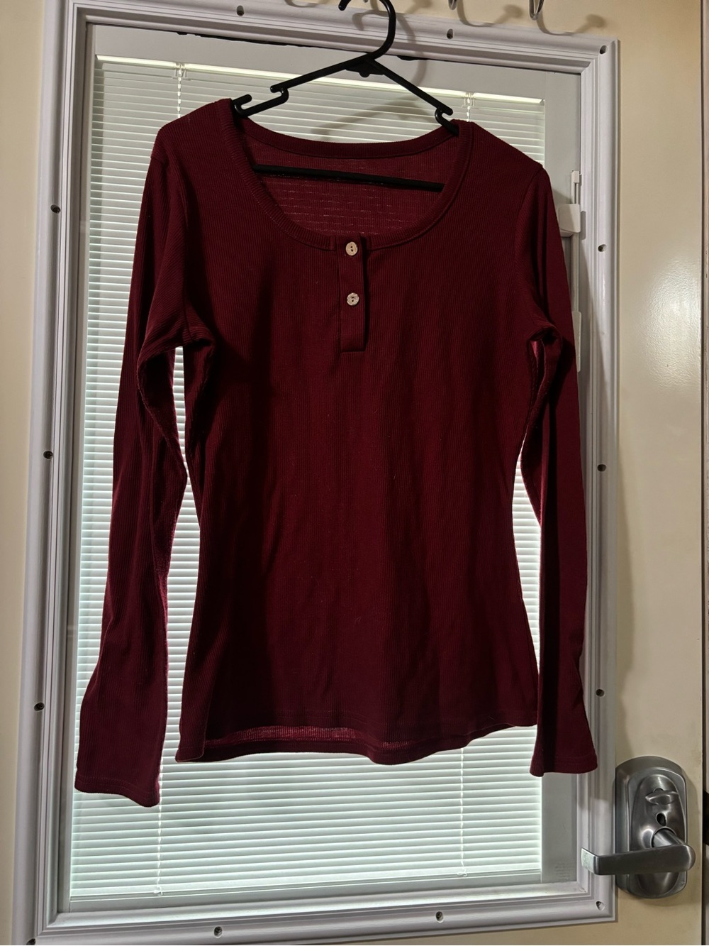 ✨5/$10 Women's Long Sleeve Henley Top - Burgundy